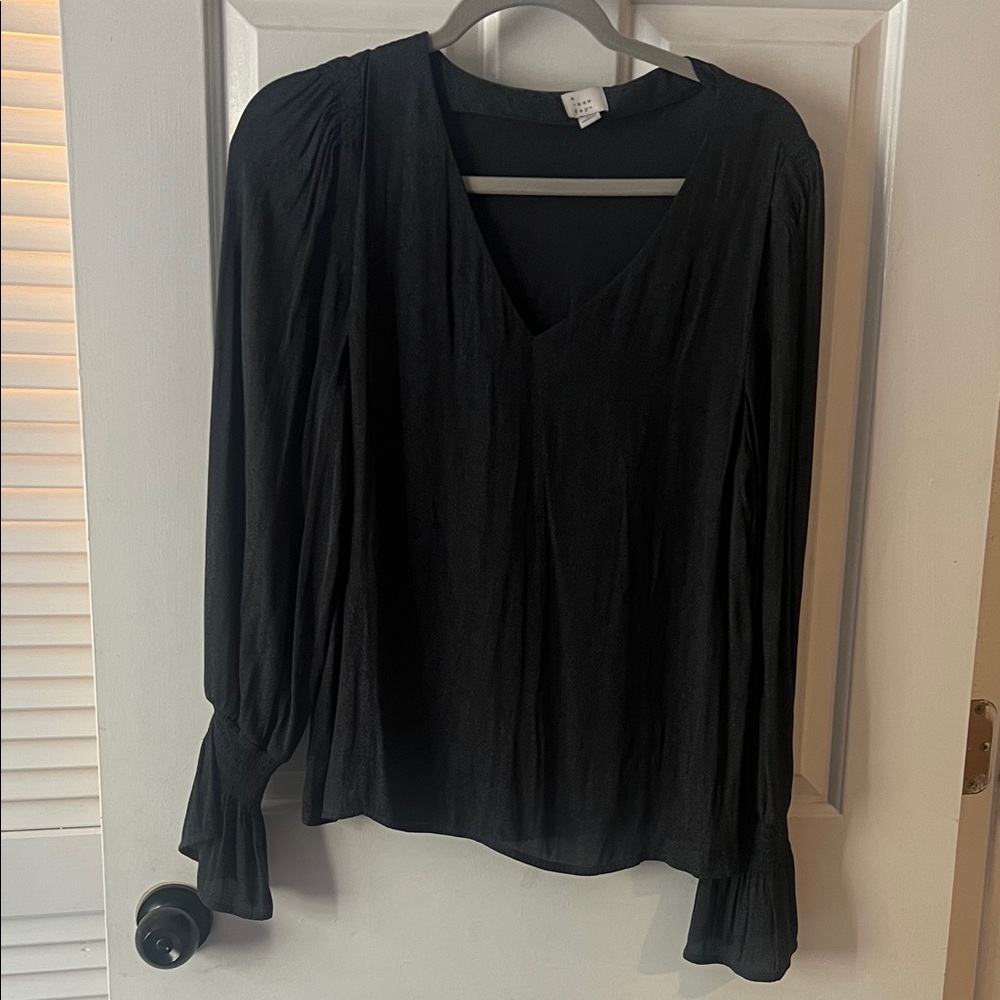 Elegant Black/green Women's Top